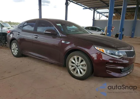 2016 Kia Optima Ex z USA, uszkodzony, nr VIN 5XXGU4L38GG044224